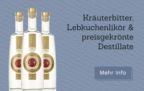 Pirker Spirituosen: drei Flaschen Edelbrand; Kräuterbitter, Lebkuchenlikör & prämierte Destillate.